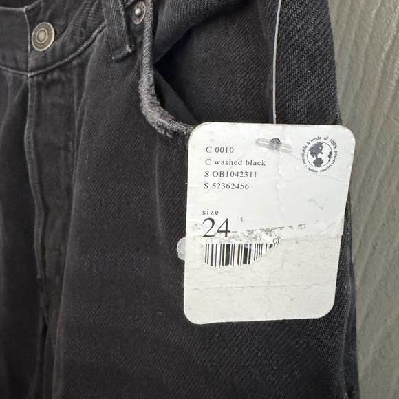 We The Free Black Distressed Straight-Leg Jeans sz 24 NWT - Picture 5 of 6